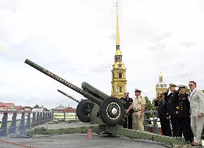 Полуденный выстрел в честь победы русского флота