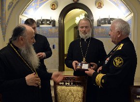 Митрополит Варсонофий совершил Всенощное бдение в Николаевском соборе Кронштадта