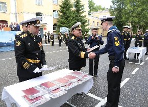 Сегодня состоялся выпуск офицеров Военно-Морского Флота России
